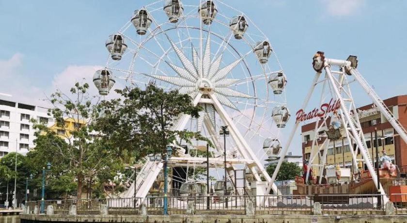 Hotel Suria Malaqa Malacca Exteriör bild