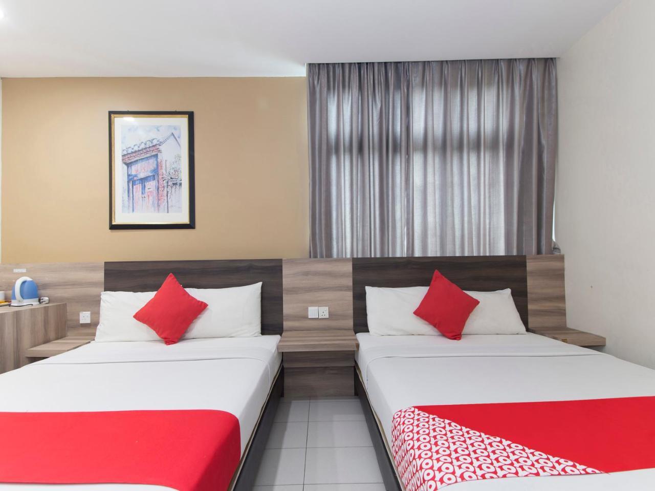 Hotel Suria Malaqa Malacca Exteriör bild