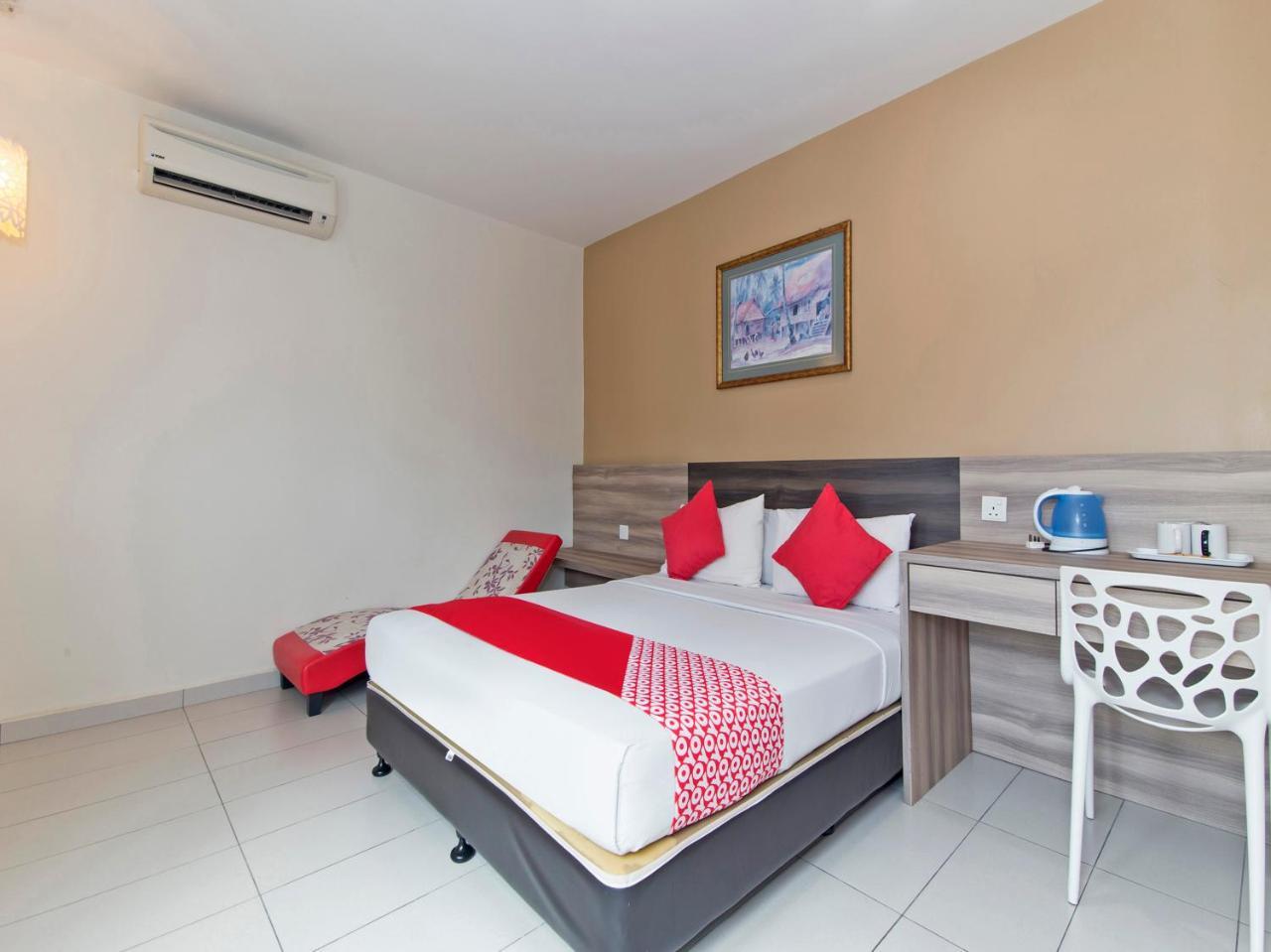 Hotel Suria Malaqa Malacca Exteriör bild